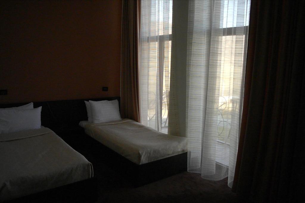 Akhtamar Hotel Cjsc Arzakan Room photo