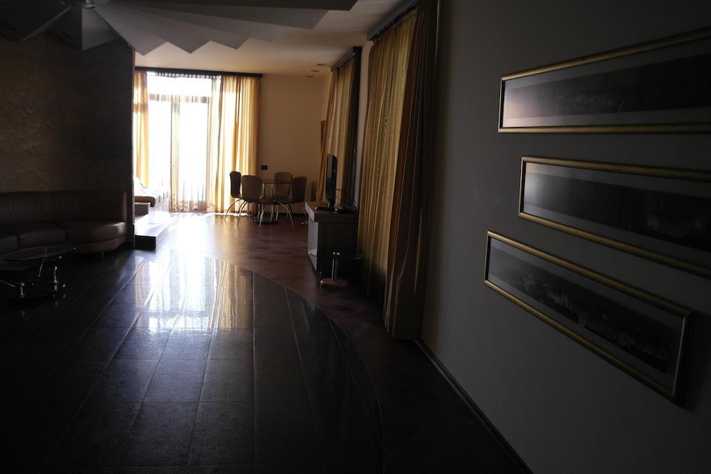 Akhtamar Hotel Cjsc Arzakan Room photo