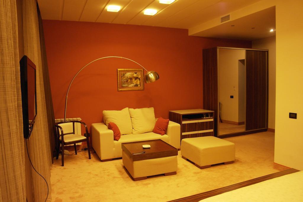 Akhtamar Hotel Cjsc Arzakan Room photo